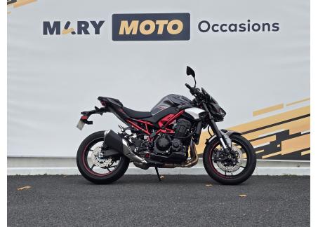 KAWASAKI Z 900