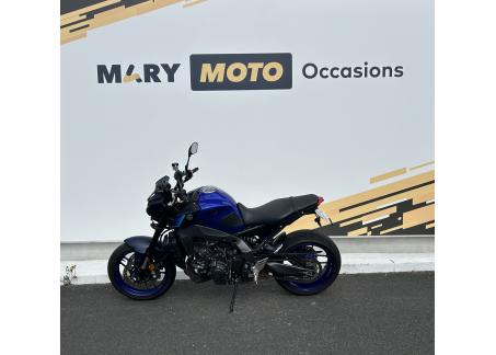 YAMAHA MT-09