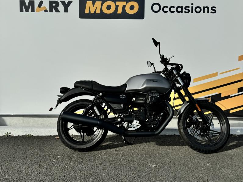 MOTO GUZZI V7 STONE