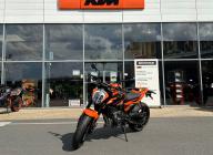 KTM 890 DUKE GP