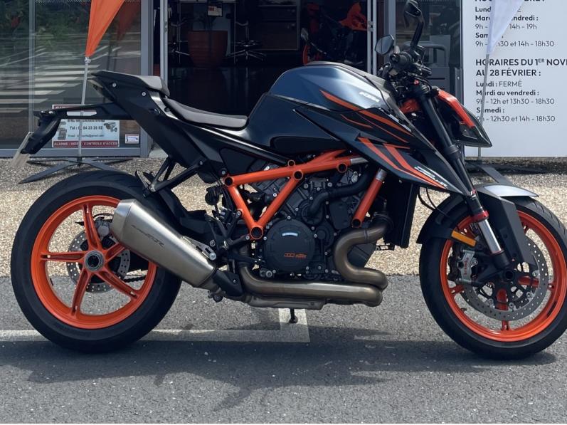 KTM 1290 SUPER DUKE R