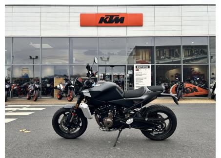 HUSQVARNA SVARTPILEN 801